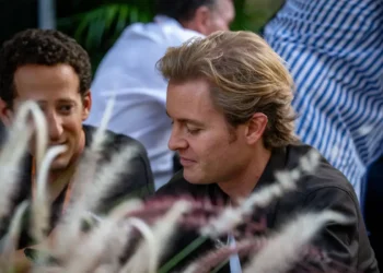 Nico Rosberg’s shocking F1 retirement: the emotional moment he decided to leave on top