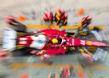 Lewis Hamilton declares winter detox: “I’m tossing my phone and disconnecting completely!”