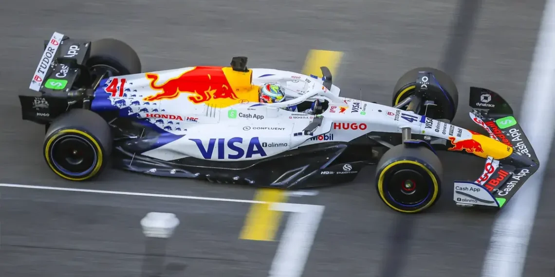 Arvid Lindblad makes history driving Red Bull F1 car in thrilling Delhi street showrun 2026