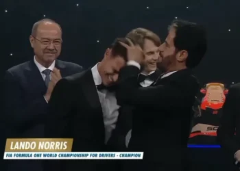 VIDEO – Lando Norris crowned F1 champion amid shocking hair tussle with FIA president sparks outrage