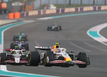 Liam Lawson faces shocking five-second penalty at Abu Dhabi GP: a race for redemption begins