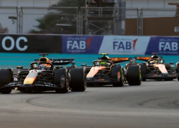 Lando Norris dodges penalty in thrilling overtaking drama against Yuki Tsunoda at Abu Dhabi Grand Prix