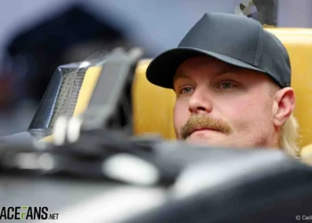 Valtteri Bottas embraces Aussie spirit as Oscar Piastri crushes fan poll in epic showdown