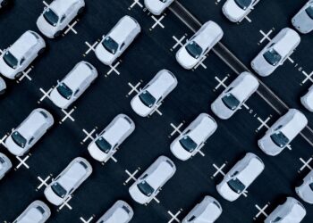 Vendas de automóveis crescem 4,5% em novembro