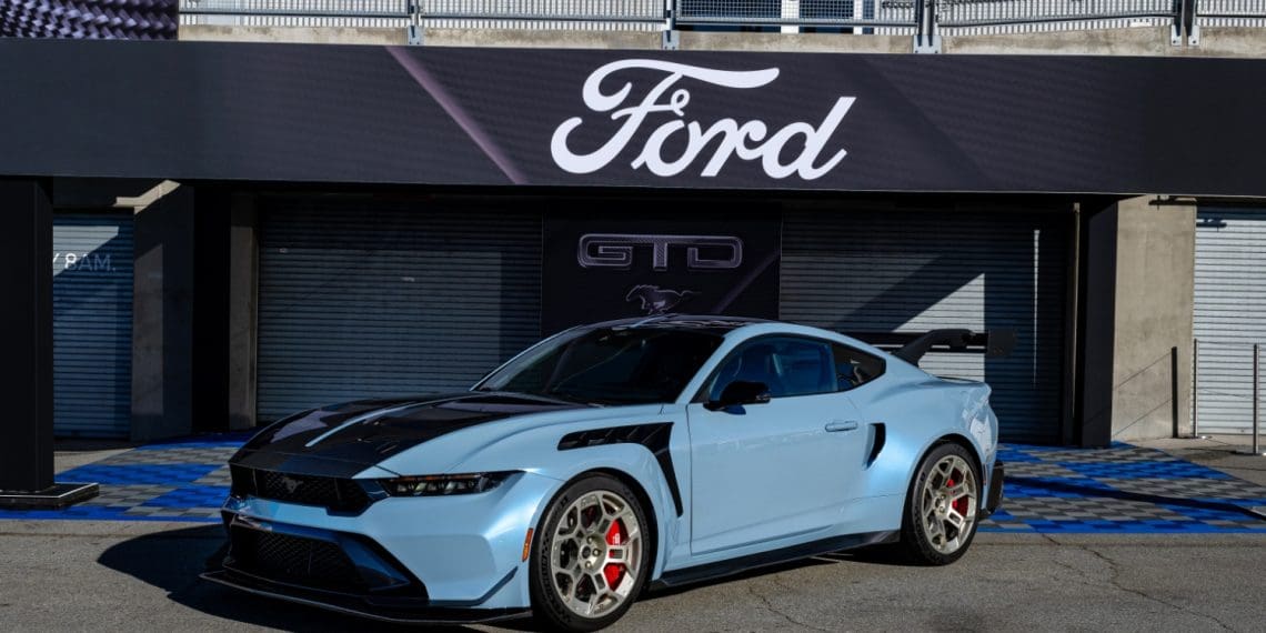 Ford Mustang GTD chega com 826 cv