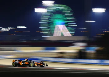 McLaren reveals bold strategy for 2026 season: minimal changes before critical opener in Australia