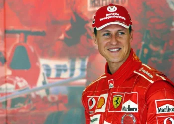 Michael Schumacher defies odds: miraculous recovery from locked-in syndrome revealed!