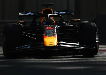 Isack Hadjar emerges as Max Verstappen’s fierce challenger: can he conquer the Red Bull throne?