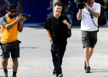 Lando Norris demands thrilling return of V10 engines in explosive F1 revelation!