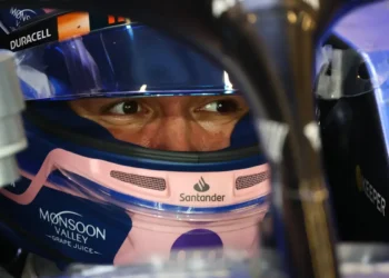 Alex Albon reacts to shocking Williams F1 test snub: a rocky start to 2026 season