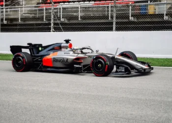 VIDEO – Audi’s F1 dream faces disaster: Barcelona testing cut short by shocking car problems