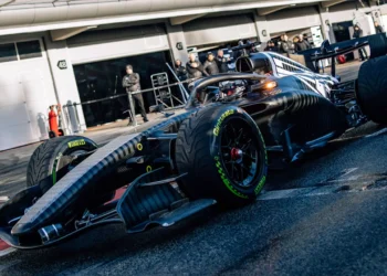 Valtteri Bottas reveals shocking struggles at Cadillac F1 test: every team faces challenges!