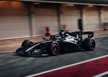 Fernando Alonso reveals shocking truth about Aston Martin AMR26 debut: urgent changes needed!