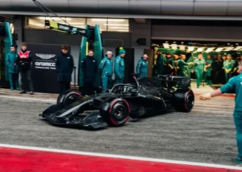 Fernando Alonso dazzles in first laps of Adrian Newey’s AMR26: a thrilling new era begins