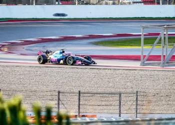 F1 testing chaos erupts in Barcelona: seven teams hit the track amid red flags! – 2 red flags in 20 minutes! First Colapinto, then Bortoletto