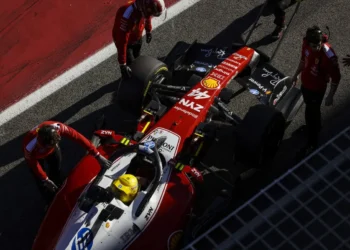 Lewis Hamilton ignites Ferrari’s championship dreams with stunning speed at 2026 F1 test finale