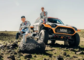 Amputated hero Mathieu Baumel triumphantly returns to Dakar Rally just 11 months after tragedy