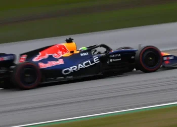 Max Verstappen unveils game-changing driver management secrets: a champion’s relentless pursuit of excellence