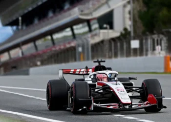 Oliver Bearman embraces monumental F1 challenge: a thrilling breakthrough in car development