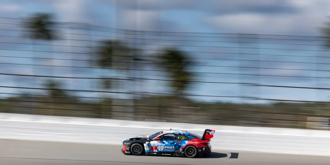 Germany reigns supreme at Daytona: BMW and Mercedes conquer GT classes in thrilling showdown