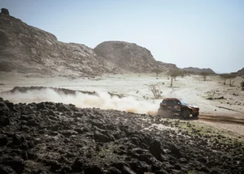 Guillaume de Mevius shocks Dakar with thrilling Stage One victory: a race to remember!