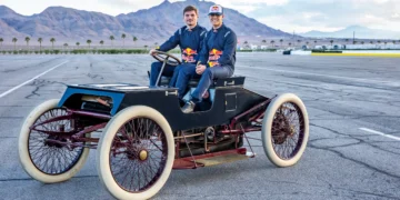 VIDEO – Max Verstappen battles Red Bull rookie Arvid Lindblad in epic Ford car showdown