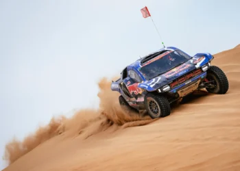 Dakar Rally upheaval: top contenders falter as Mattias Ekström seizes the lead!
