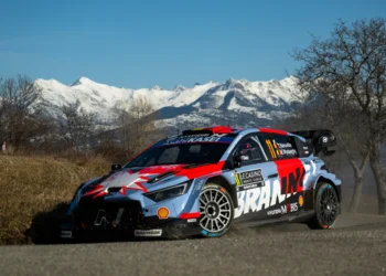 Thierry Neuville’s shocking shakedown disaster: driveshaft failure sends him crashing into the bank