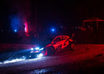 Oliver Solberg dominates Monte Carlo rally with jaw-dropping 44.2s lead after chaotic evening