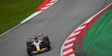 Arvid Lindblad revels in exhilarating F1 debut: racing bulls’ promising journey begins in Barcelona