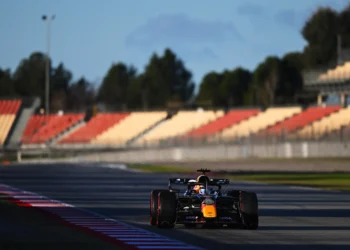 F1 testing ignites 2026 season: Mercedes and Ferrari dominate while Red Bull surprises with power