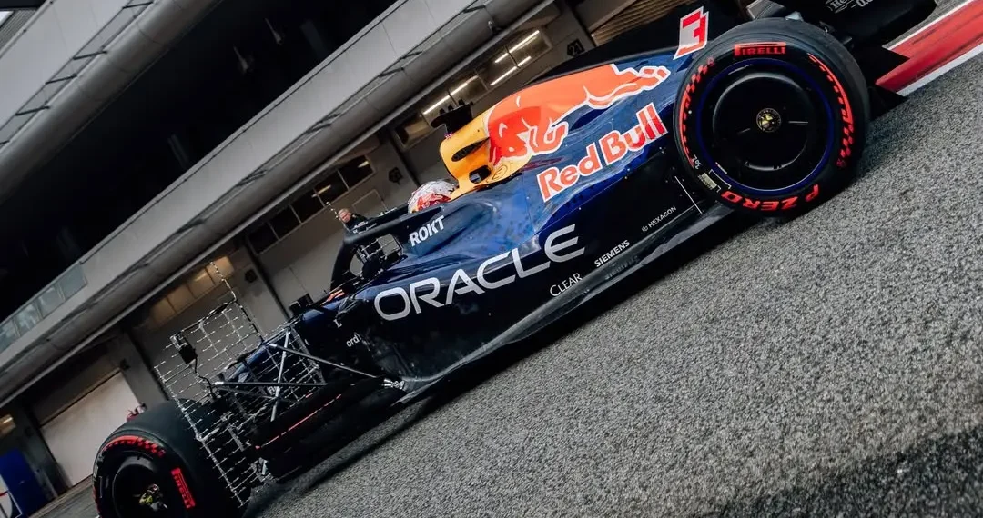 Verstappen’s red flag drama steals spotlight on chaotic day two of Barcelona F1 testing