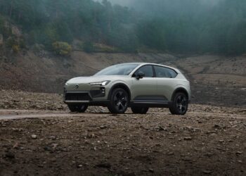 Novo Volvo EX60 Cross Country confirmado para 2027