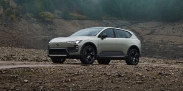 Novo Volvo EX60 Cross Country confirmado para 2027