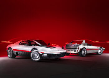 Bertone Runabout em estreia no Rétromobile