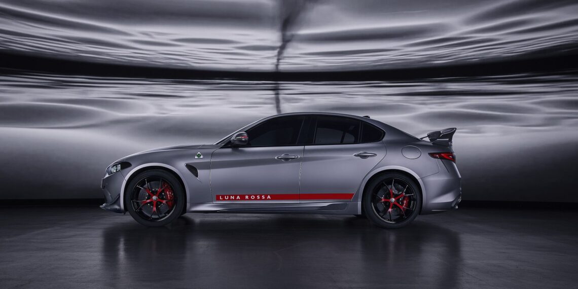 Inspirado na vela: Alfa Romeo Giulia Quadrifoglio Luna Rossa só para dez