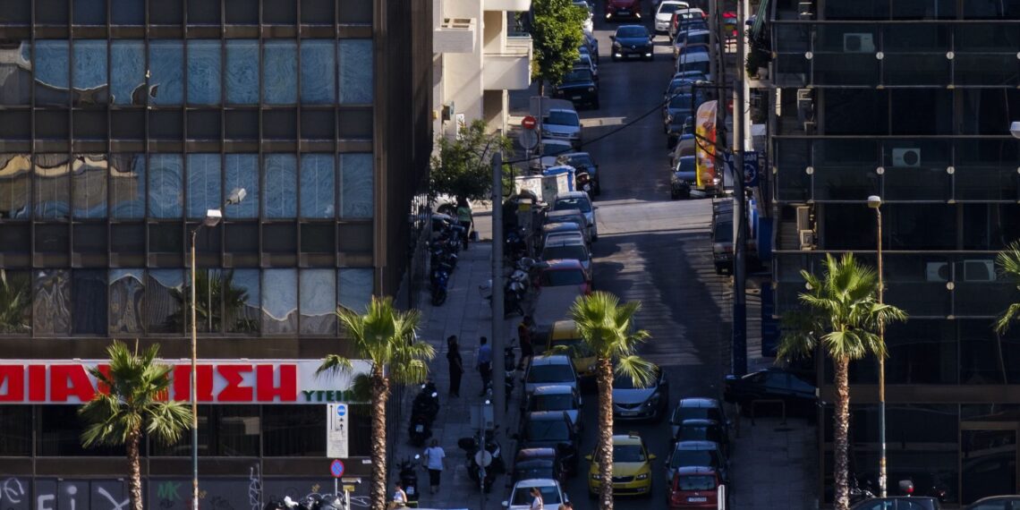 Câmaras com IA substituem polícias na Grécia