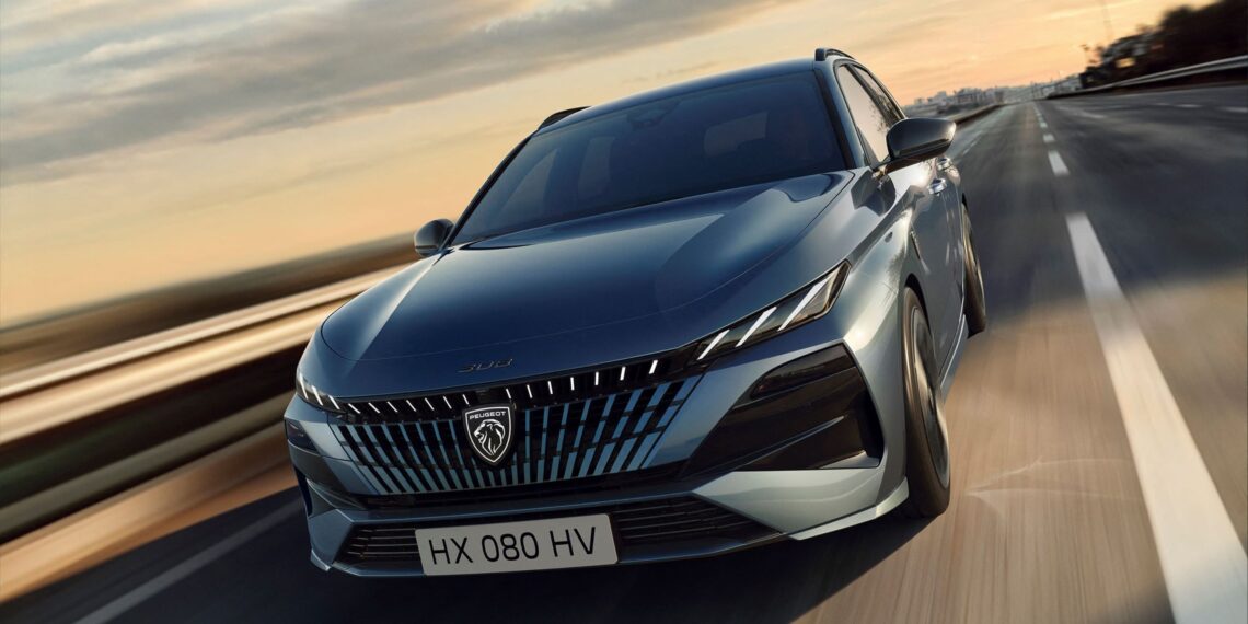 Vendas de automóveis novos crescem 7,3% em Portugal em 2025