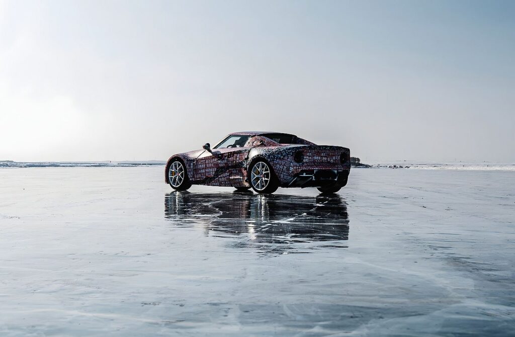 SC01: superdesportivo chinês desafia europeus