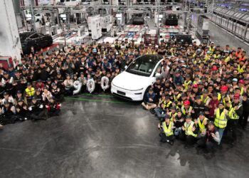 Tesla já produziu nove milhões de automóveis