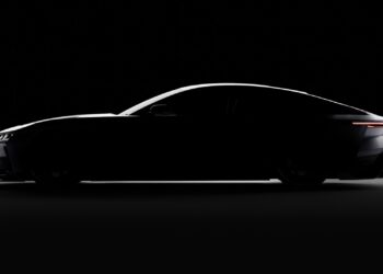 Jensen renasce das cinzas: novo GT de luxo confirmado para 2026