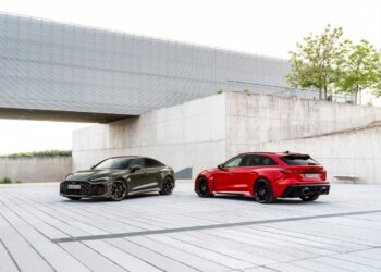 Novos Audi RS 5 Limousine e RS 5 Avant no verão: híbridos plug-in com 639 cv e 84 km de autonomia elétrica