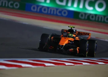 Lando Norris dominates day one of Sakhir tests: McLaren prioritizes data over speed