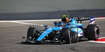 Carlos Sainz sounds alarm as Red Bull claims undeniable edge in F1 pre-season testing