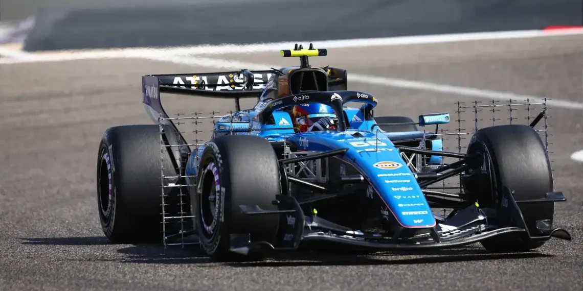 Carlos Sainz issues urgent warning: Red Bull’s powerhouse performance shocks F1 rivals in Bahrain