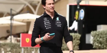 Toto Wolff declares F1 compression ratio row “a storm in a teacup”: what’s really at stake?