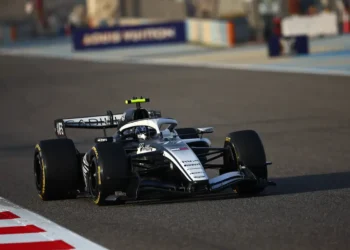 Mercedes shatters F1 test records while Cadillac faces mechanical nightmare in Bahrain showdown