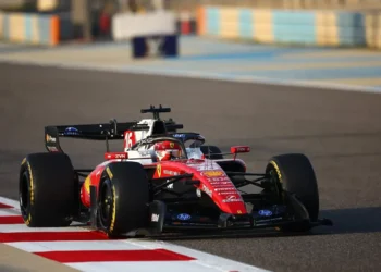 Max Verstappen erupts over new F1 regulations as Charles Leclerc dominates Bahrain test day 3