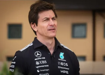 Toto Wolff warns of explosive consequences as F1 compression debate threatens competitive balance