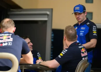 Red Bull faces ‘scary’ challenge as Mercedes dominates final day: is victory slipping away?